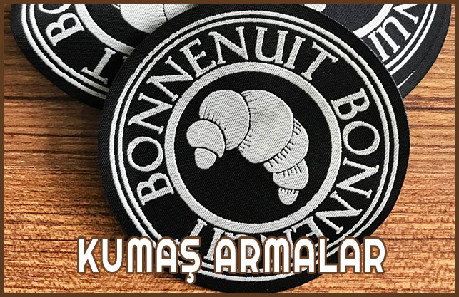 arma etiket, arma label, arma okul, bsn arma, dokuma arma etiket, dokuma arma, güvenlik arması, hotmelt arma, kumaş arma, logolu arma, kendinden yapışkanlı arma, kulüp arması, okul arması, özel güvenlik arması, ütüyle yapışan arma, yapışkanlı arma